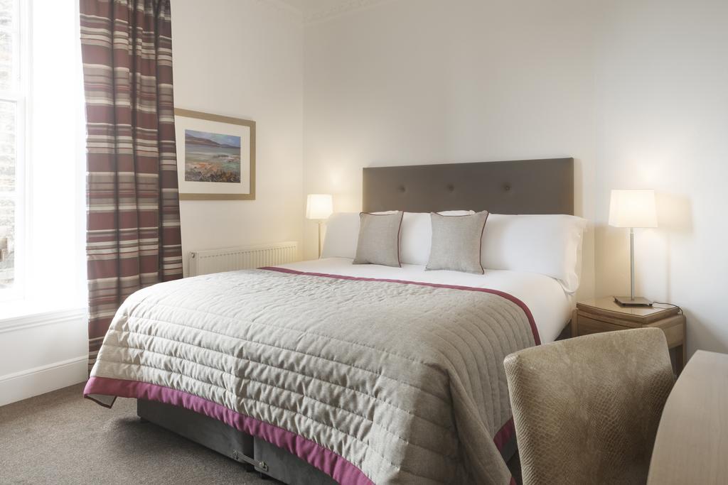 إدنبرة Fountain Court Apartments - Royal Garden الغرفة الصورة